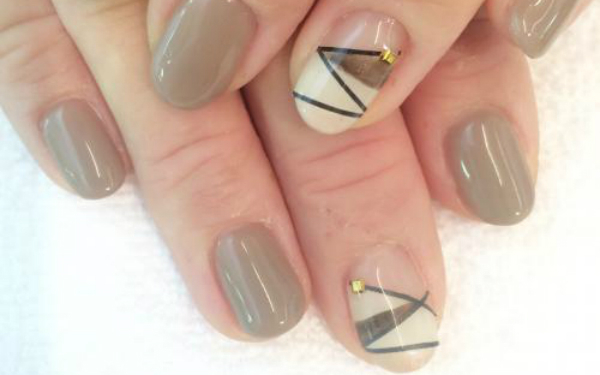シックで好印象！秋にぴったりのグレージュネイル5選