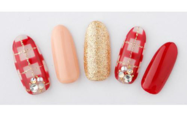 クリスマス気分を盛り上げる☆上品＆華やかなクリスマスネイル5選
