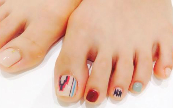 あなたは大丈夫？イマドキ女子は冬のフットケアまで手を抜かない！！