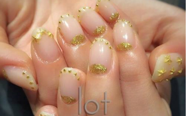 2016年のラッキーカラーは？運気を上げる開運ネイル☆