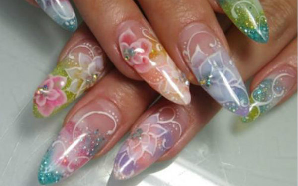 “ここぞのとき”にチャレンジしたい！着物に似合う「和柄ネイル」