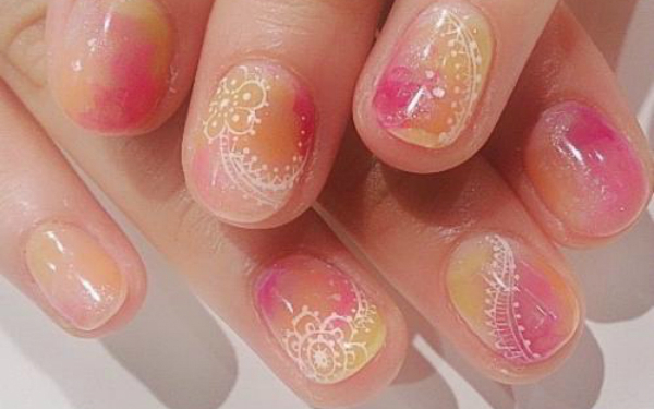 オフィスにもデートにもぴったり☆春を感じるレースネイル5選