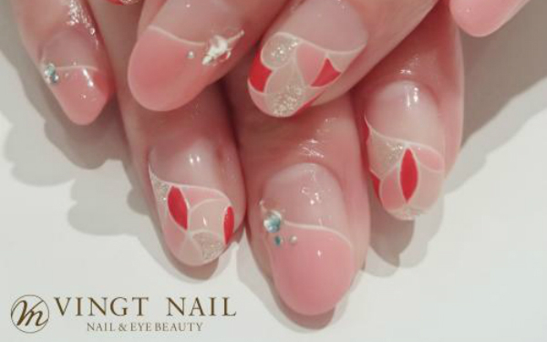 定番「フレンチネイル」こそアレンジが存分に楽しめる☆あなた好みのデザインは？