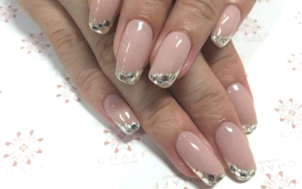 とびきりおしゃれ☆周囲から一目置かれるパーティーネイル5選