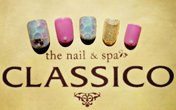 ゆらゆら涼しげな水面を表現した「ドロップネイル」で夏気分を先取り☆