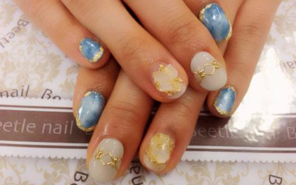 大人リッチな指先を演出する☆天然石ネイル5選