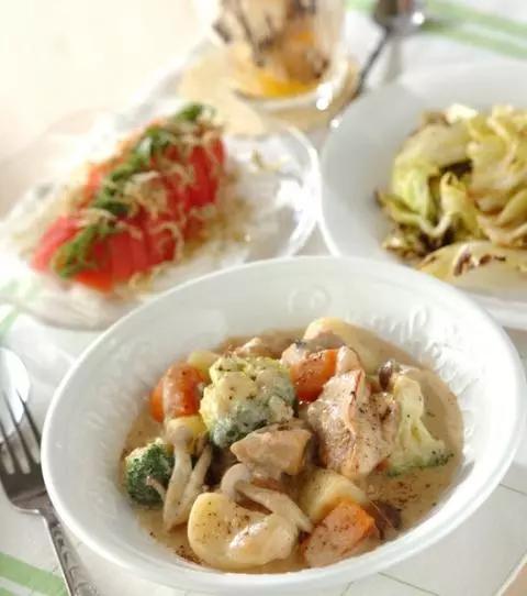 今日の献立は アッサリクリームシチュー E レシピ 料理のプロが作る簡単レシピ 1 1ページ 今日の献立は アッサリクリームシチュー E レシピ 料理のプロが作る簡単レシピ 1 1ページ