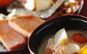 今日の献立は「濃厚白みそのお雑煮」