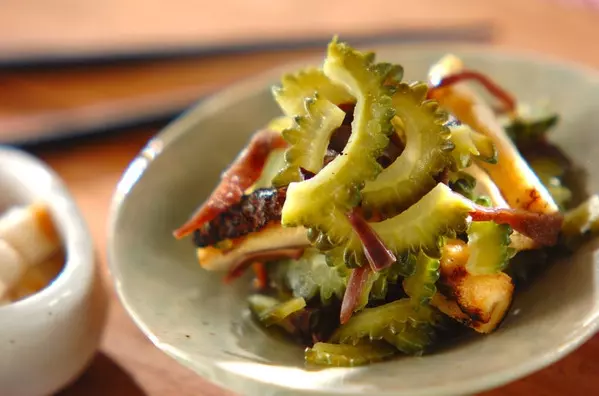 ゴーヤとキクラゲのサラダ