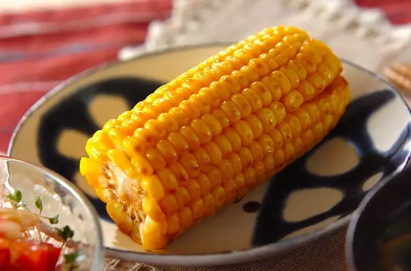 トウモロコシの甘辛焼き