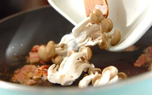 香りよし、味よし、夏の定番!「大葉のバターしょうゆパスタ」