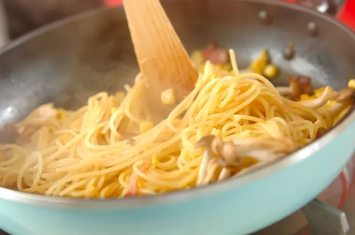 香りよし、味よし、夏の定番!「大葉のバターしょうゆパスタ」