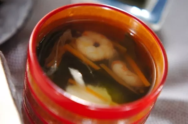 海鮮ワカメスープ