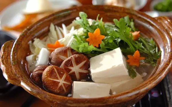 ヘルシーなのにお腹がいっぱいになる湯豆腐