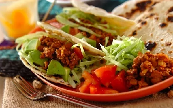 お好みの具を巻いて食べよう！ 本格的なトルティーヤ