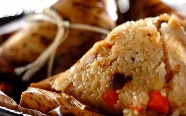 連休のお出かけの共にも最適、もっちり美味しい中華ちまき