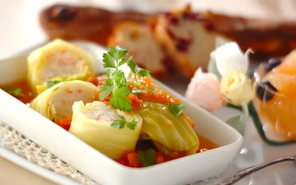 エビと鶏ささ身入り！　アレンジができるロールキャベツプレート