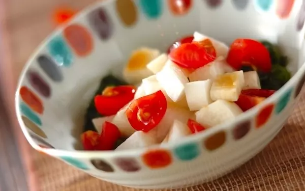 ねばねばパワーで元気に! モロヘイヤと長芋のお浸し