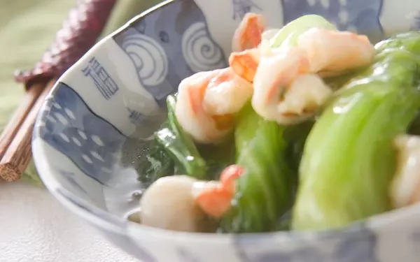 しゃっきり食感がたまらない、簡単なチンゲンサイの炒め煮