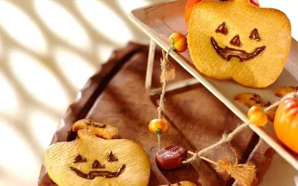 サクサク食感がたまらない、簡単なハロウィンクッキー