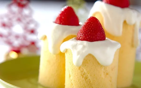 キュートで作りやすい、キャンドルロールケーキ