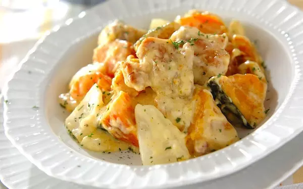 単なのに豪華に見える! 鶏肉のコーンクリーム炒め煮