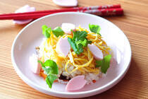 暖かくて春らしい陽気の日が増えてきました。あと数週間でさくらが咲く時期ですね。<br />食卓もピンク色やさくらのアイテムを取り入れると、一気に春仕様に！