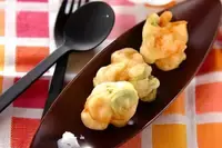 衣サクサク、中ふんわり「ソラ豆のフリット」