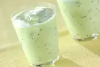 栄養豊富なヘルシードリンク　「キウイラッシー」