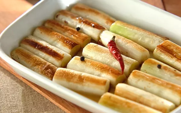 レモンの酸味でサッパリした味、作り置きネギのマリネ