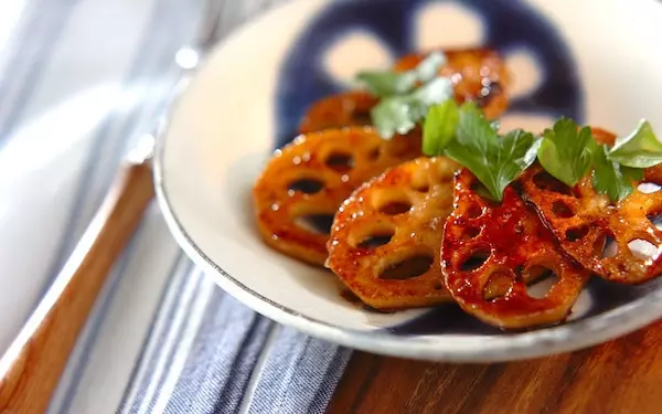 さっぱりとした味わい、レンコンのバルサミコ酢風味