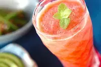 夏に向けてキレイを作る！　「スイカのスムージー」