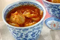 暑い夏にアツい一品！　冷房に負けないカラダに「鶏団子のキムチスープ」