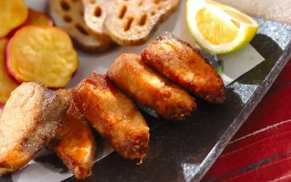 お弁当のおかずにもなる! サクッとした食感のカツオの竜田揚げ