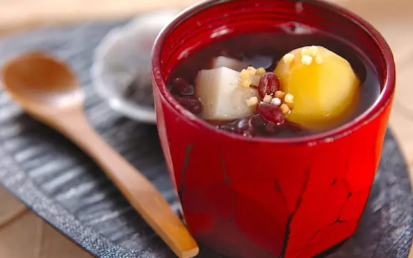 食べ応えのある、豪華なミニ栗ぜんざい