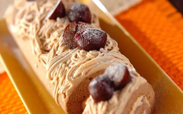 秋をめいいっぱい感じられる！　モンブランロール