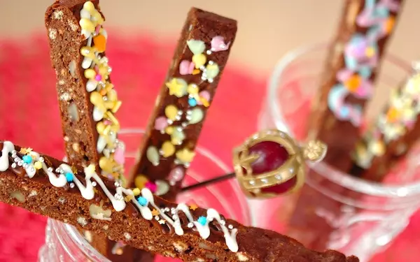 まるでブラウニーのような食感! ザクザクチョコバー