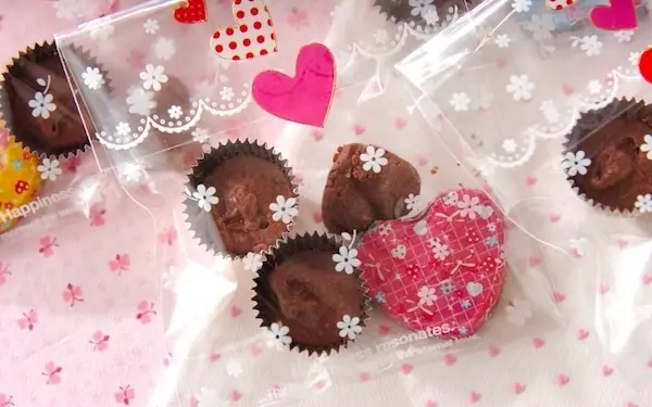 たった2つの材料で作れる、サックリ焼きチョコ