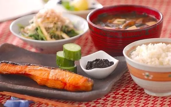 ご飯がもりもり進む美味しさ、フィンランド人にも好評な「焼き鮭」