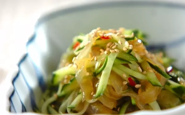 簡単に作れるひんやり副菜ならコレ！　「中華クラゲの和え物」