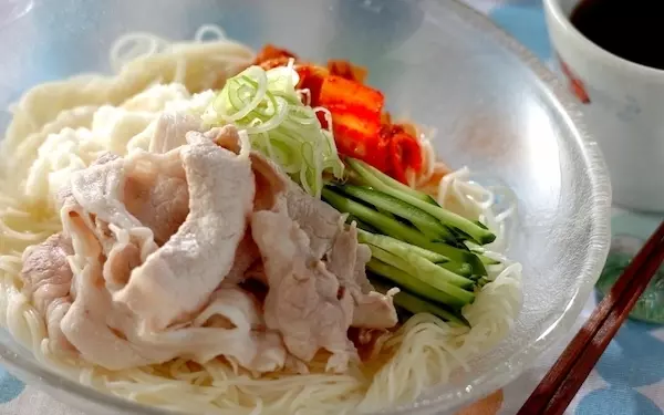 鍋ひとつで完成、サラッと食べられる「豚キムチぶっかけそうめん」