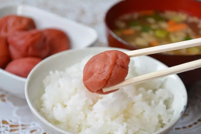 米の計量カップがないときの対処法 知って得する正しい炊き方と便利グッズ E レシピ 料理のプロが作る簡単レシピ 1 1ページ 米の計量カップがないときの対処法 知って得する正しい炊き方と便利グッズ E レシピ 料理のプロが作る簡単レシピ 1 1ページ