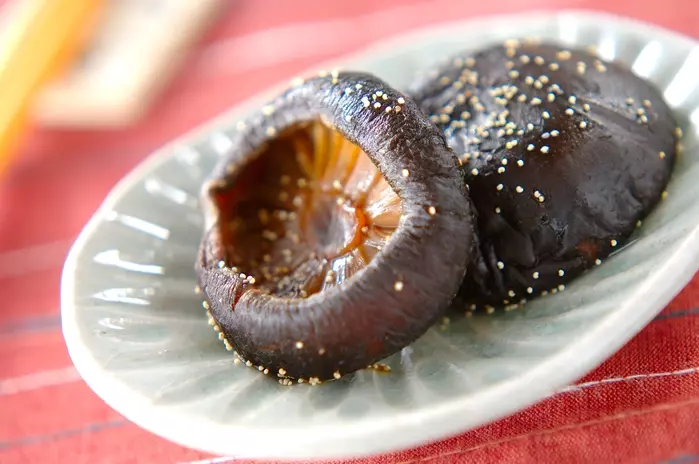 干しシイタケの甘煮