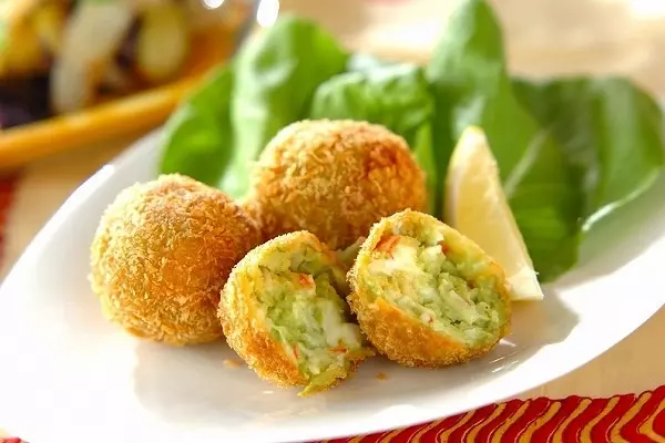 アボカドチーズのひとくちコロッケ