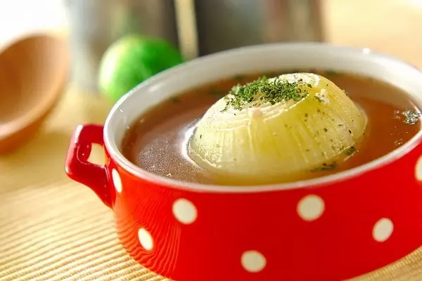 血液サラサラ!丸ごと玉ネギのスープ