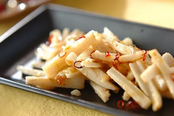 レンコンのペペロンチーノ