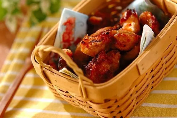 揚げないのにジューシー！オーブンで唐揚げ