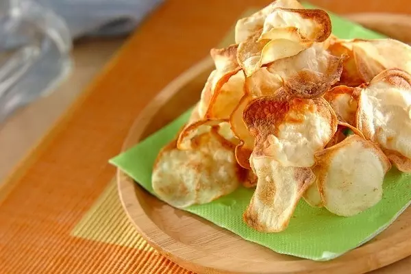 オーブンで作るポテトチップス