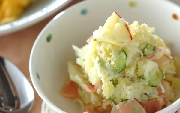 みんな大好きな定番の味を手軽に、シンプルな「ポテトサラダ」