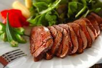 12月はクリスマスにおせちの準備や大掃除などやらなきゃいけないことが盛りだくさん。今年もクリスマスはおうちでという方に簡単で華やかな「クリスマス」人気レシピ8選をお届けします！